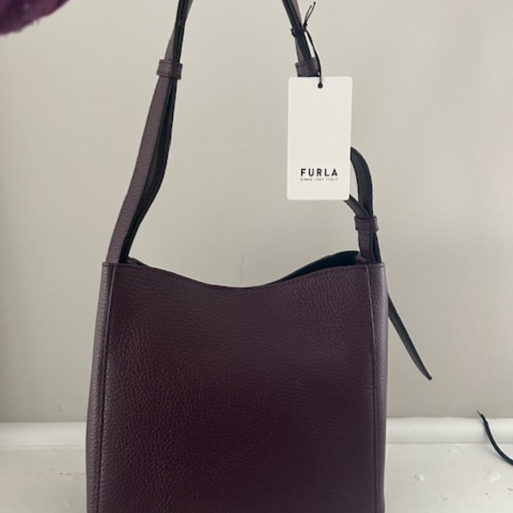 Furla Nuvola Bucket Bag - Picture 10 of 14